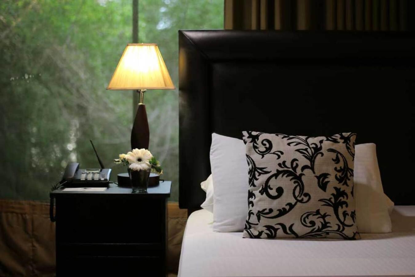 Leopard Trails Yala Hotel Buitenkant foto